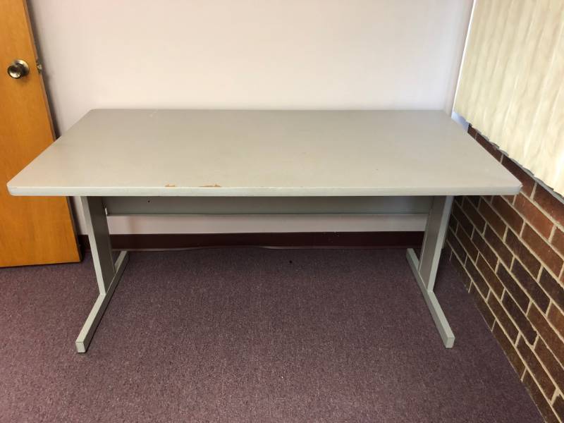 lot 4359 image: Office Utility Table