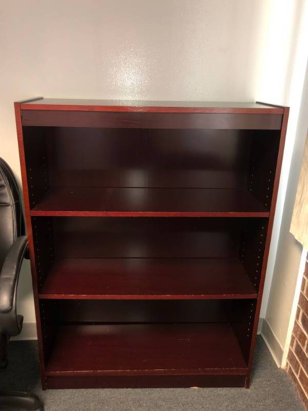 lot 4367 image: Mahogany Shelf