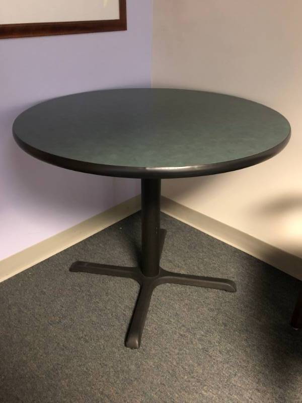 lot 4369 image: Round Table