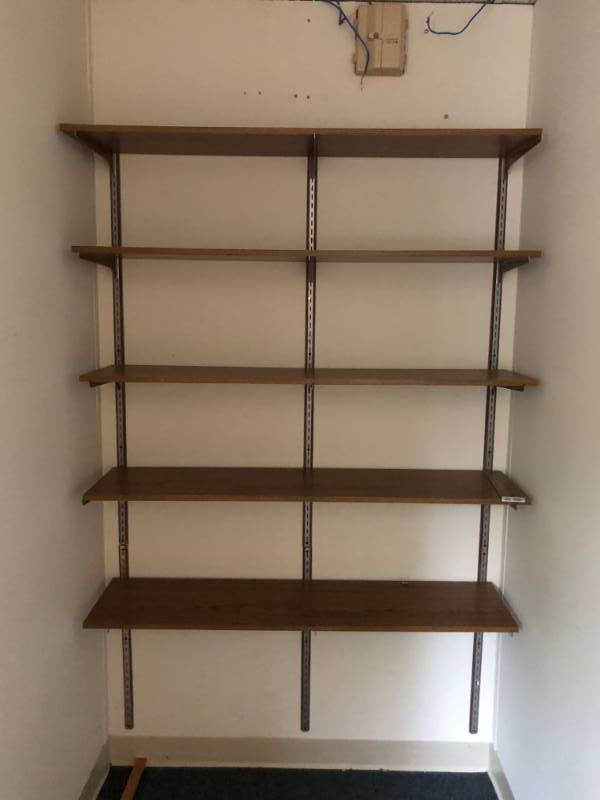 lot 4372 image: 5 Tier Utility Shelving Unit