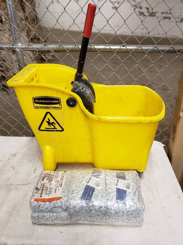 lot 10809 image: Mop Bucket with 6 New Mop Heads