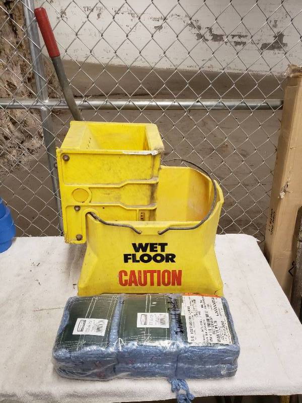 lot 10812 image: Mop Bucket with 6 New Mop Heads