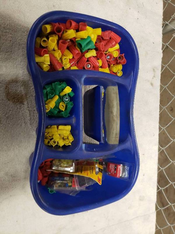 lot 10817 image: Big Bucket of Electrical Wire Nuts and Accessories