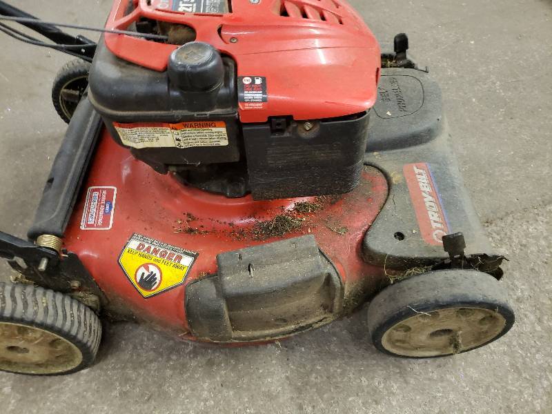 lot 10871 image: Troy Built 21 Self Propelled Mower