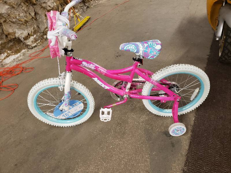 lot 10869 image: Little Girls Bicycle Called Misty by Next