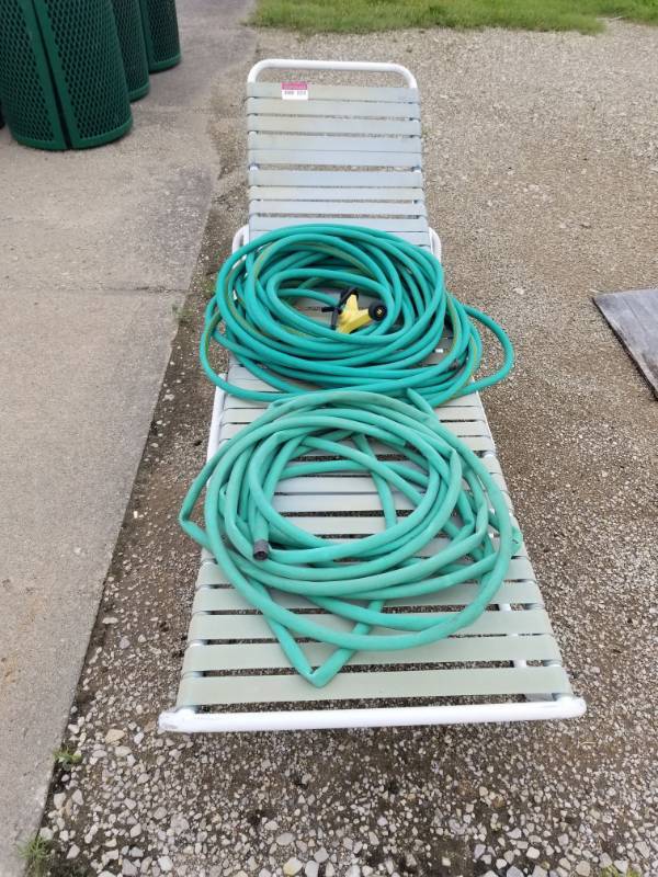 lot 3020 image: Patio Lounger With 2 Hoses
