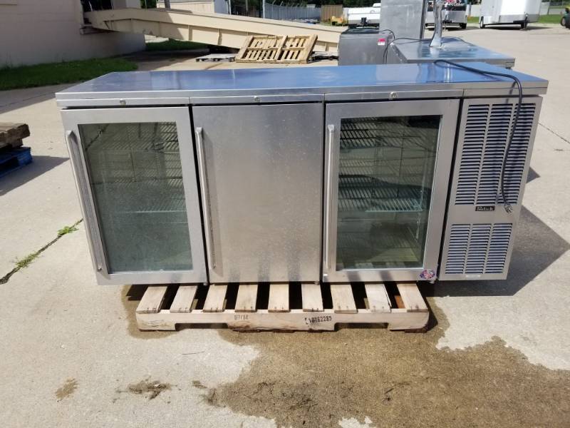 lot 3026 image: Perlick Bar Cooler NS72