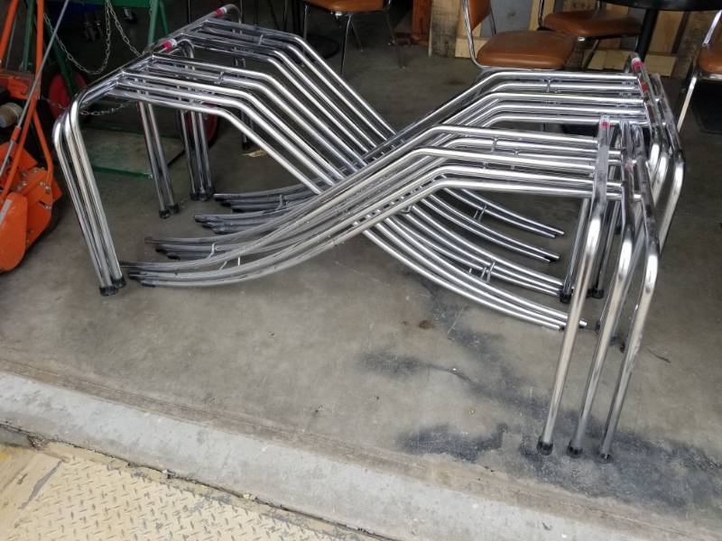 lot 3044 image: Kids Bowling Ball Ramps Set of 3