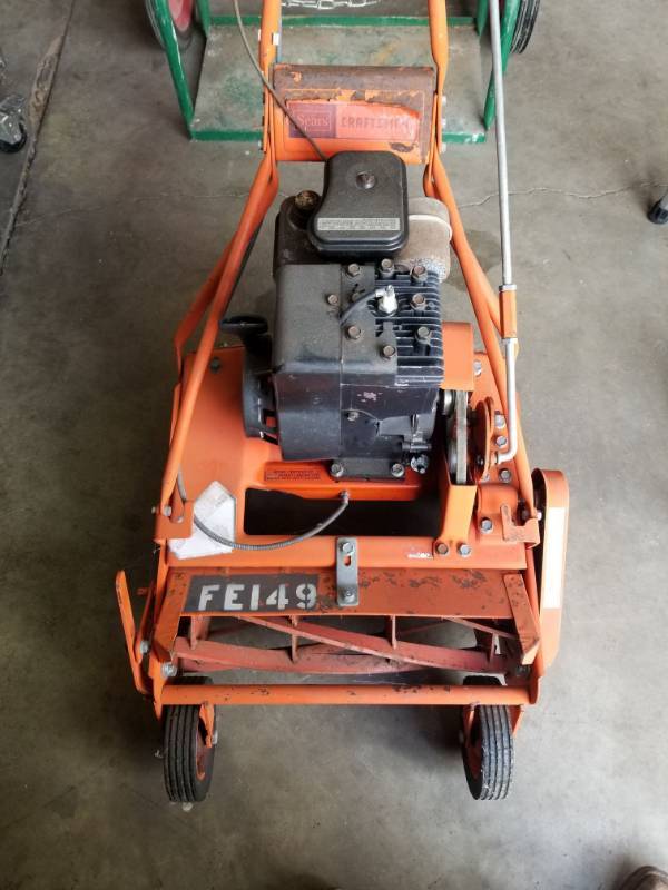 lot 3047 image: Craftsman Commerical Reel Brush Mower