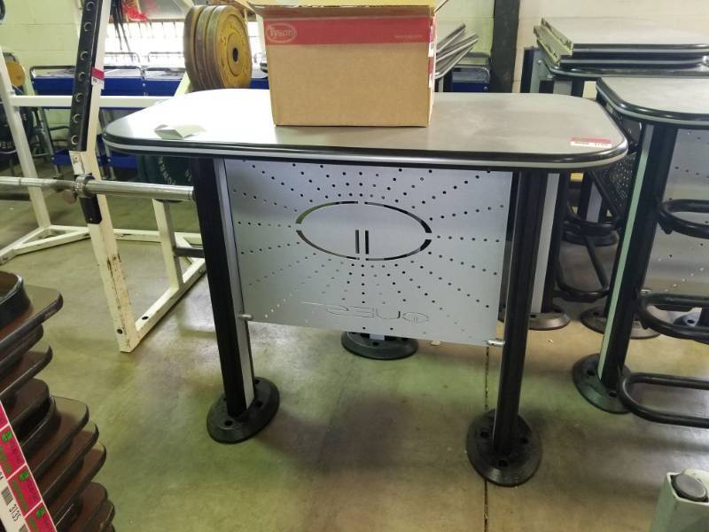 lot 3109 image: High Top Table With Ball Rack and Table WO Rack