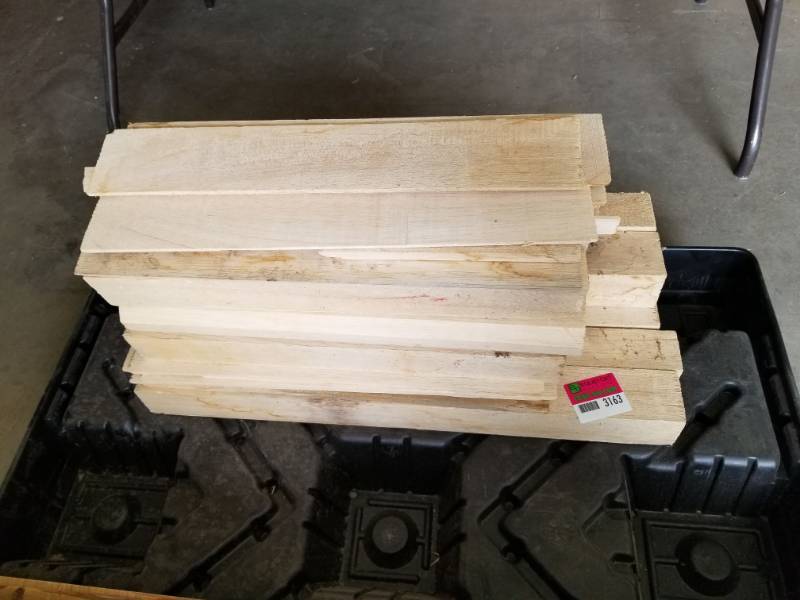 lot 3163 image: Balsa Wood
