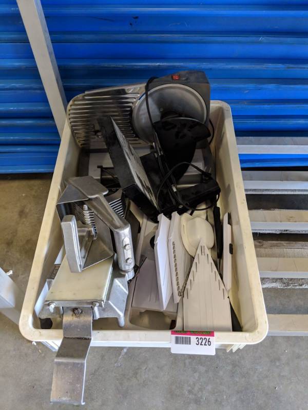 lot 3226 image: Commercial Slicing Equipment