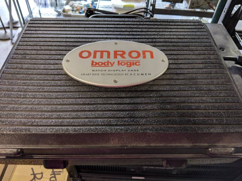 lot 3259 image: Omron Body Logic Heart rate Technology