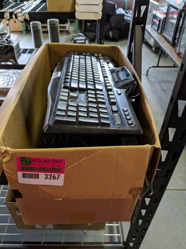 lot 3267 image: (8) Keyboards