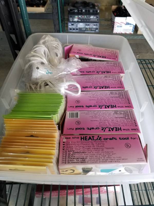 lot 3274 image: Heat It Craft Tools and Supplies