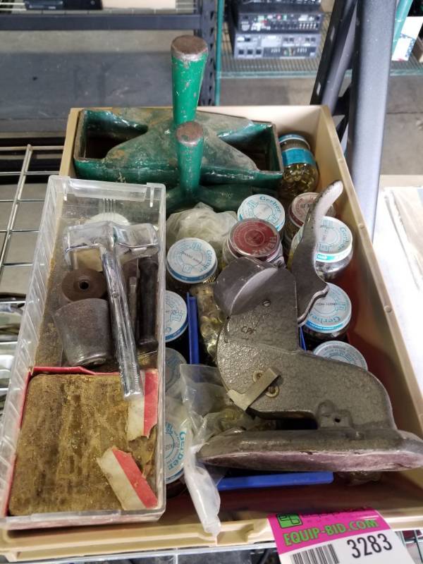 lot 3283 image: Leather Working Supplies