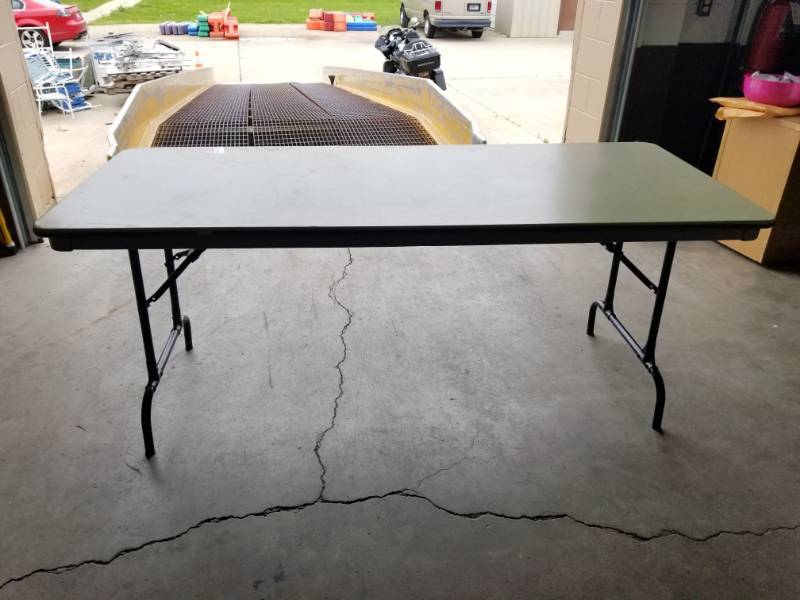 lot 3299 image: 6FT Folding Table