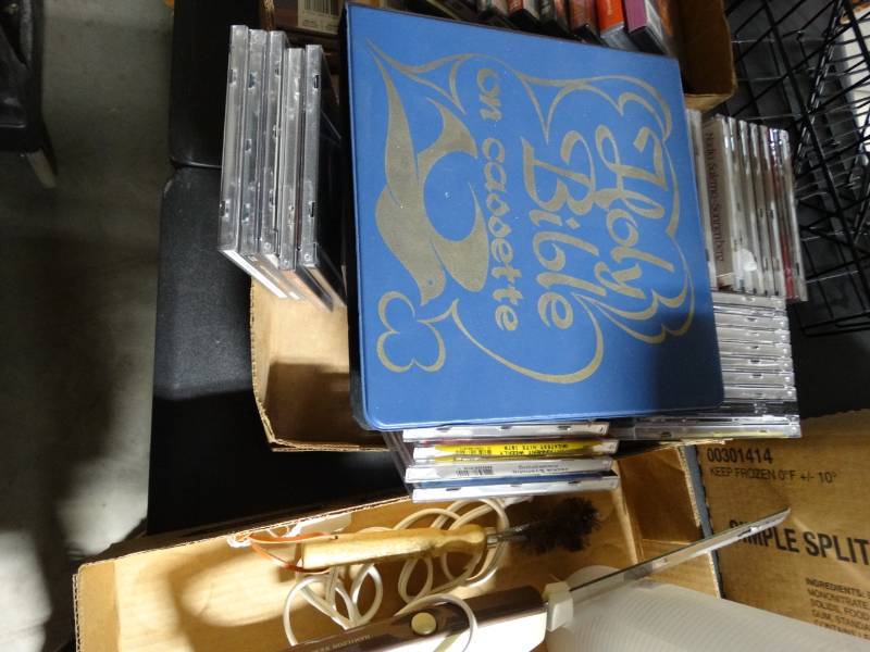 lot 6144 image: Lot of CDs.