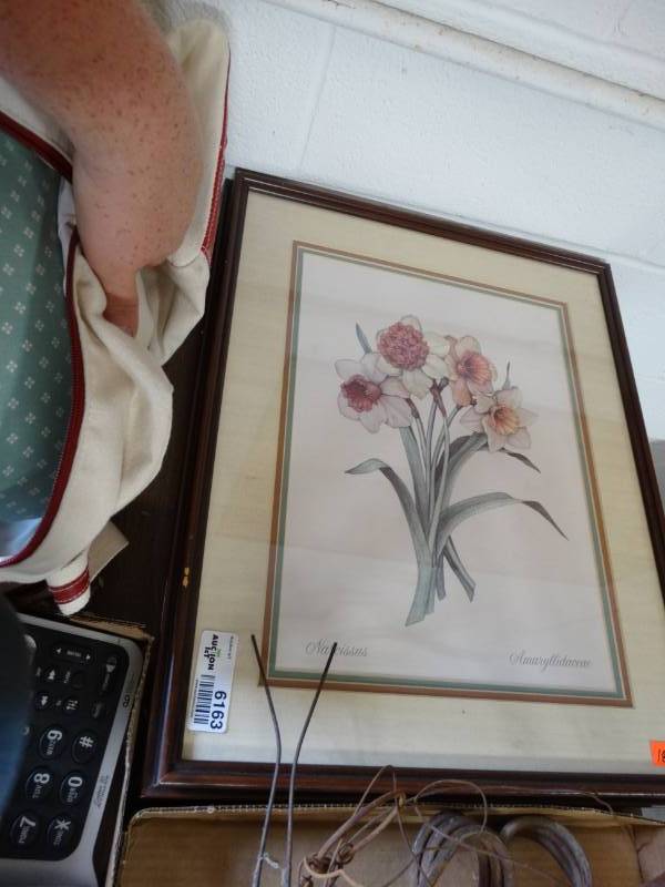 lot 6163 image: Lot of wall pictures.