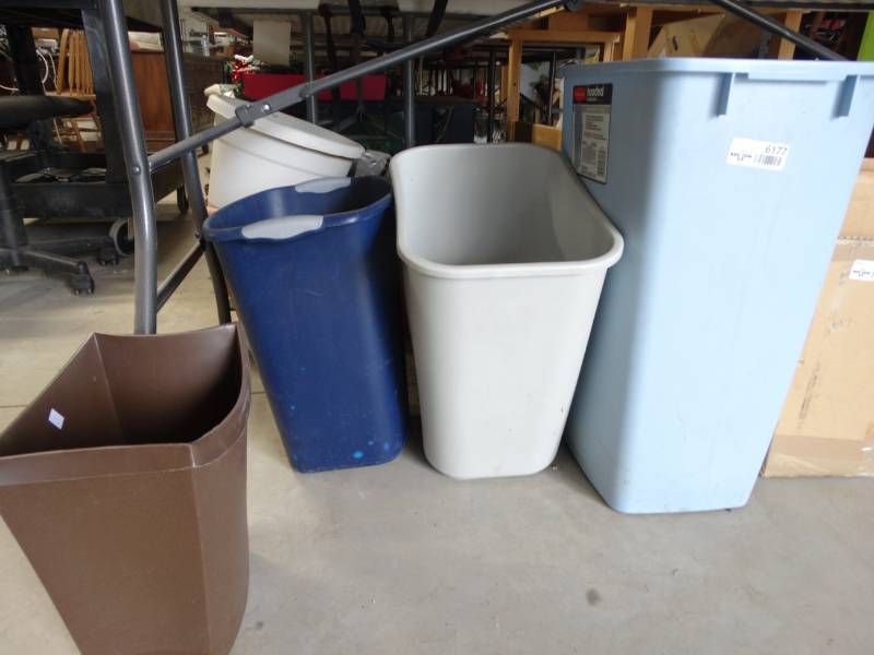 lot 6177 image: Lot wit 3 trash cans.