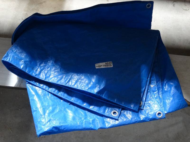 lot 6249 image: Small tarp.