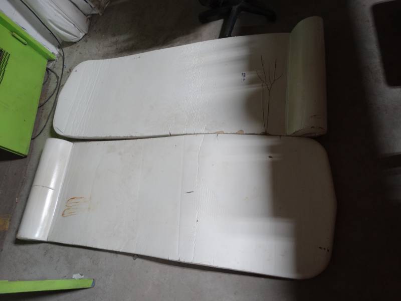 lot 6306 image: 2 Foam pad like piece.