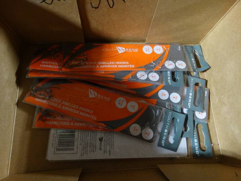 South Bend Baitholder Snelled Hook