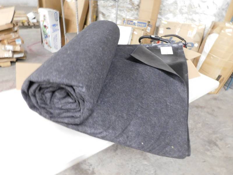 lot 5558 image: ArmorAll Protective Large Mat Unsure Size