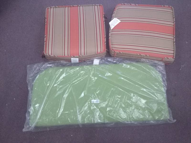 lot 2361 image: Outdoor Bench and Chair Cushions Lot