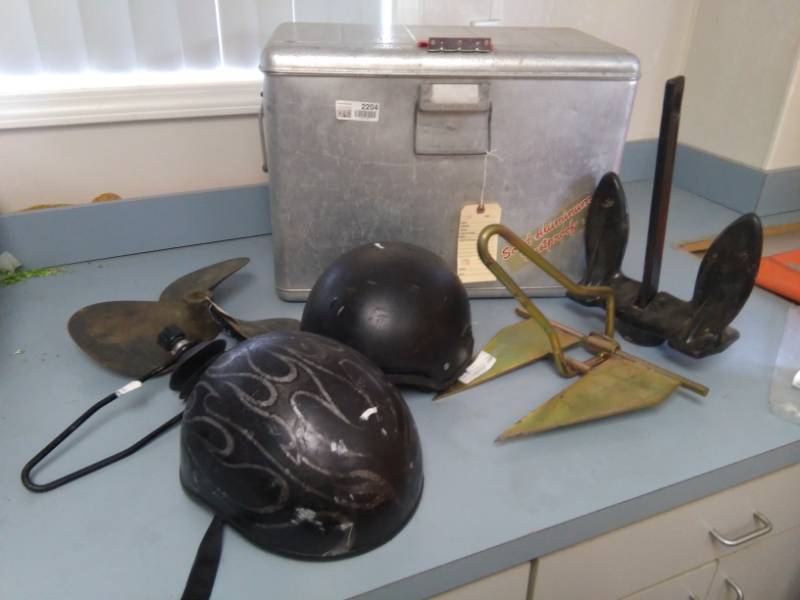 lot 2204 image: Outdoor Metal Sporting Lot