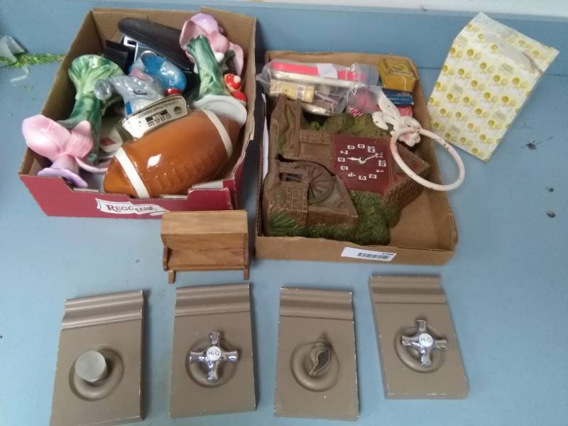 lot 5748 image: Misc Lot of Various Collectibles