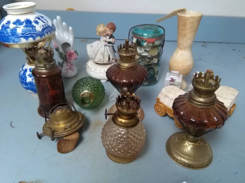 lot 5727 image: Mini Oil Lamps and Parts, Buttons in Jar and MORE