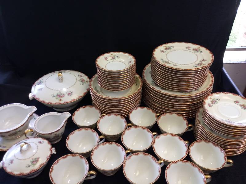 lot 1830 image: Meito Ivory China- Large Lot of Vintage Made In Japan-  Expensive