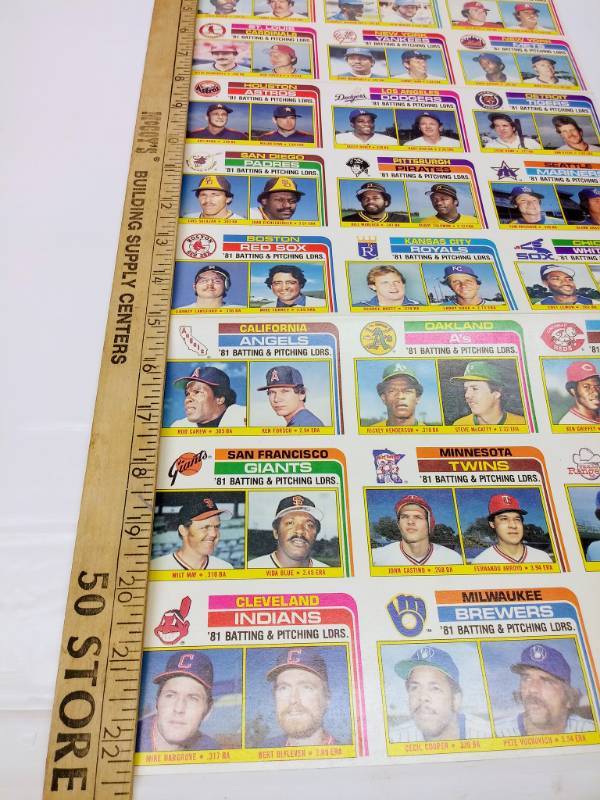 lot 2335 image: Vintage 1980s Uncut Baseball Cards