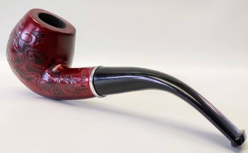 lot 1990 image: Beautiful Flower Design Wood Carved Pipe