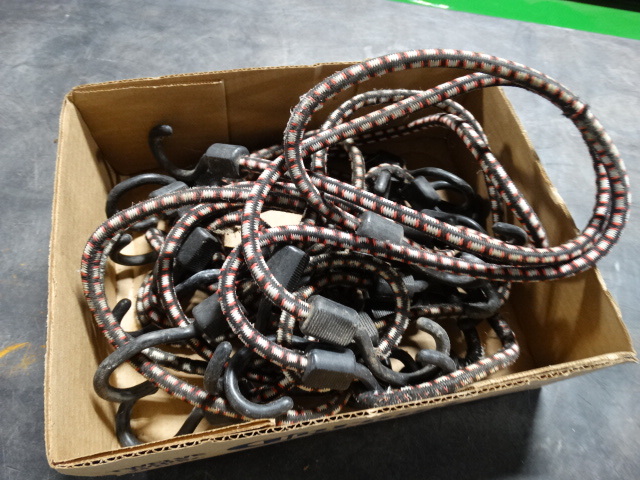 lot 6335 image: Lot of bungee cords.