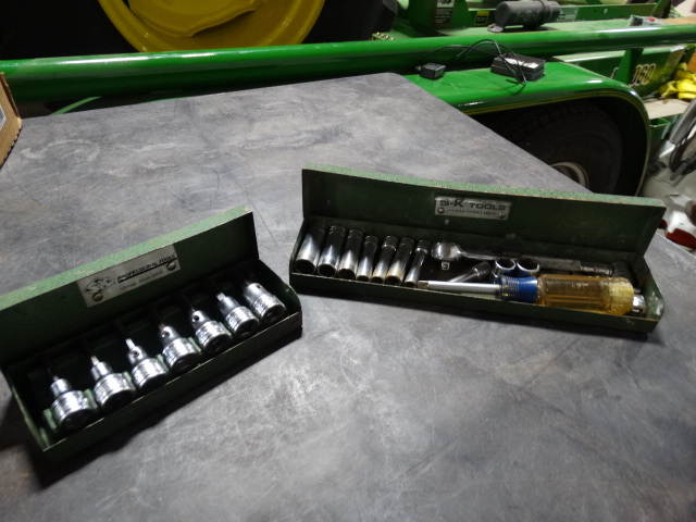 lot 6350 image: Lot of S-K  14 socket set and a S-K 38 allen head set.