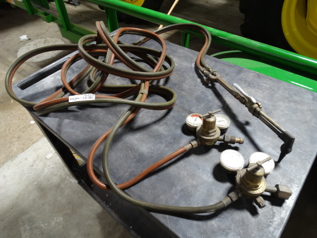 lot 6354 image: Torch hose, nosel and guages.
