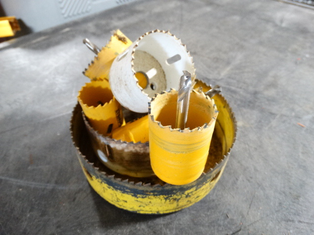 lot 6393 image: Lot of hole saws.