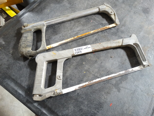 lot 6401 image: 2 Hand saws.