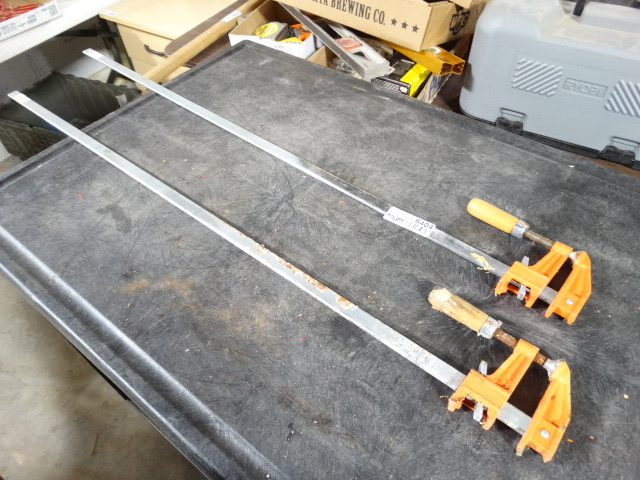 lot 6404 image: 2 Bar clamps.