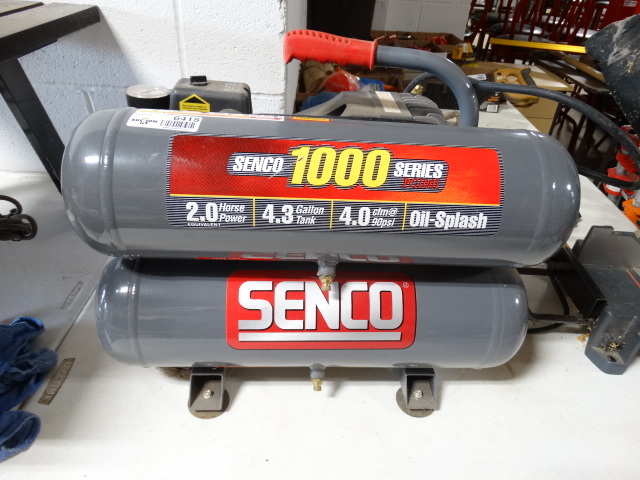 lot 6415 image: Senco 2 HP 4.3 gallon air tank.