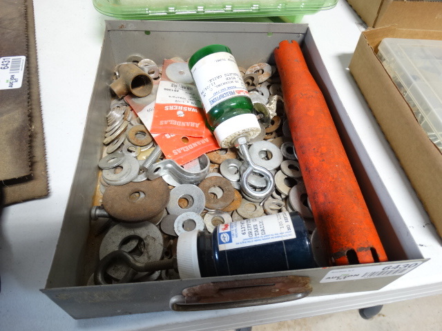lot 6430 image: Lot of washers and ridgid plastic nut basin wrench.
