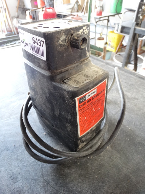 lot 6437 image: Craftsman drill bit sharpener.