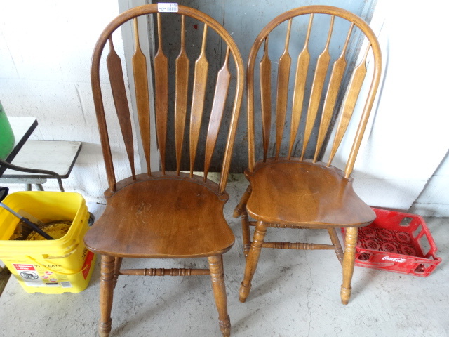 lot 6445 image: 2 Dining chairs.
