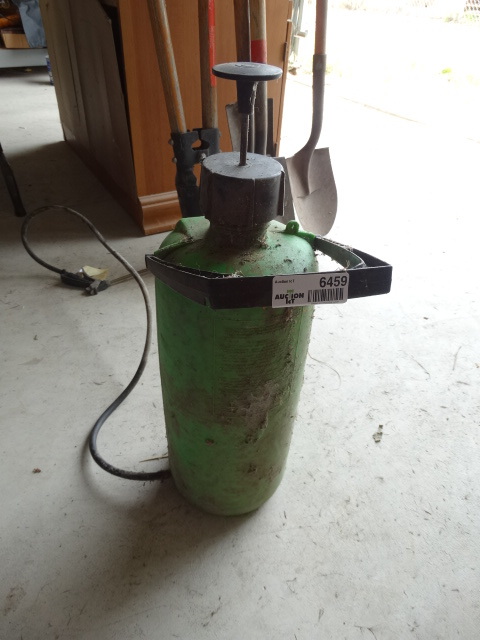 lot 6459 image: Sprayer.