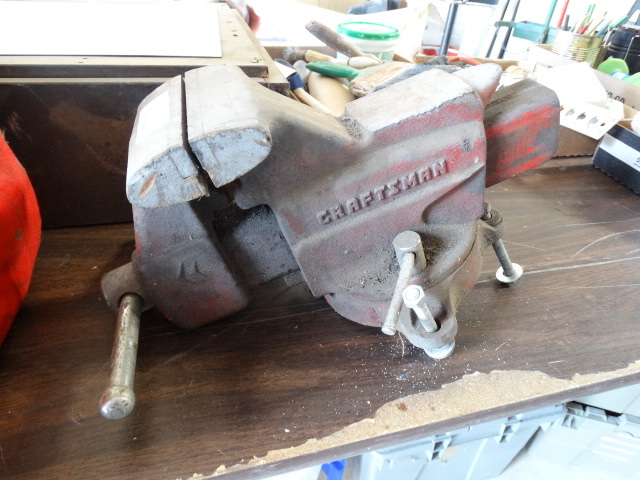 lot 6473 image: Craftsman no. 391-5181 bench vise.