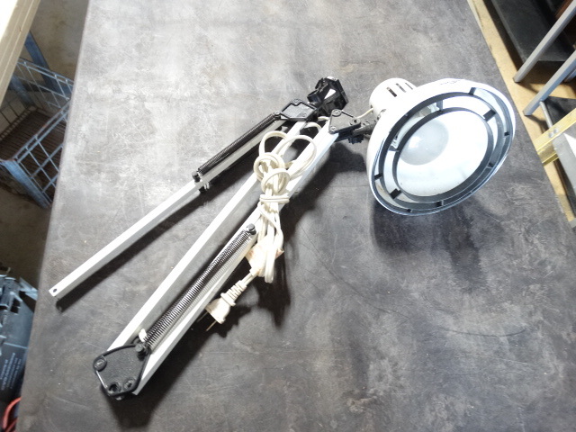 lot 6484 image: Desk light.