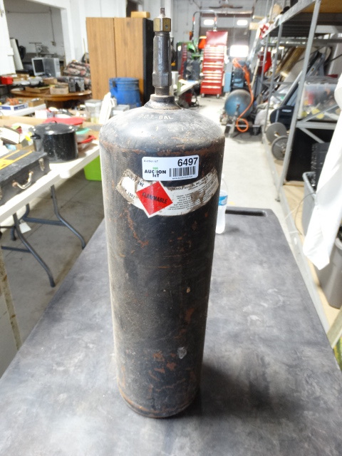 lot 6497 image: 40 cu.ft. acetylene tank.