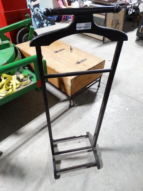 lot 6552 image: Wooden stand.